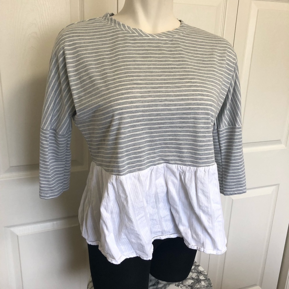 Skies are blue striped grey and white peplum Blouse Womens Size Medium Neutral